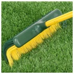 Brosse + Poignée Extensible De 0,8 à 1,4 M Pour Balayer CESPED Artificiel. Produit Adapté à Tout Type De Pelouse